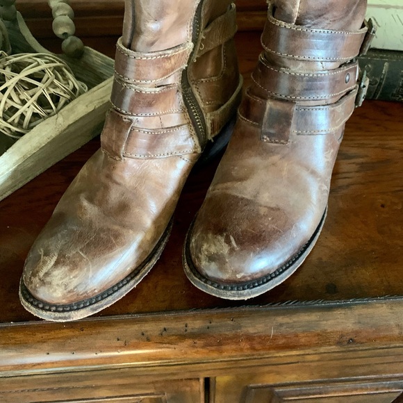 Freebird by Steven Irish leather Boots Distressed harness Western $295 Size 7 - Picture 3 of 10